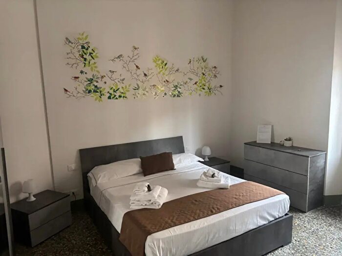 Appartamento con 5 locali in vendita in Via Cittadella, Firenze