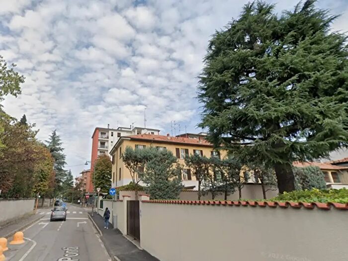 Appartamento bilocale in affitto in Via Monza, Vimercate