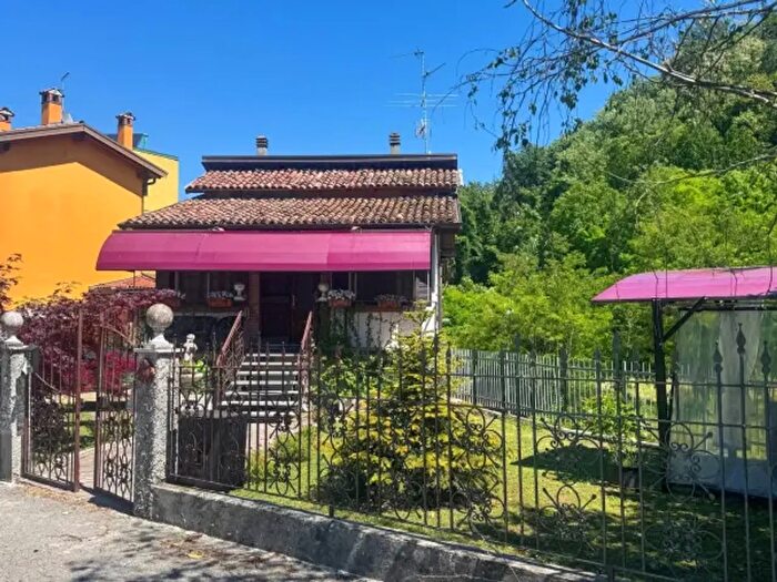Casa quadrilocale in vendita in Ponte DellOlio
