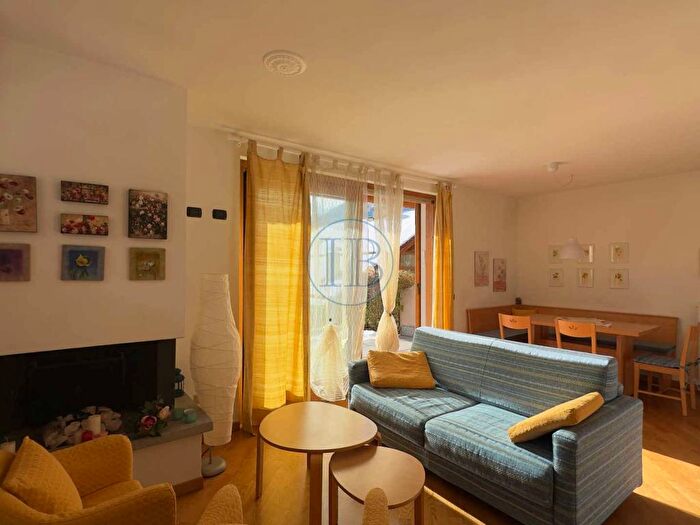 Appartamento trilocale in affitto in Via Giacinto Sertorelli, Centro, Bormio