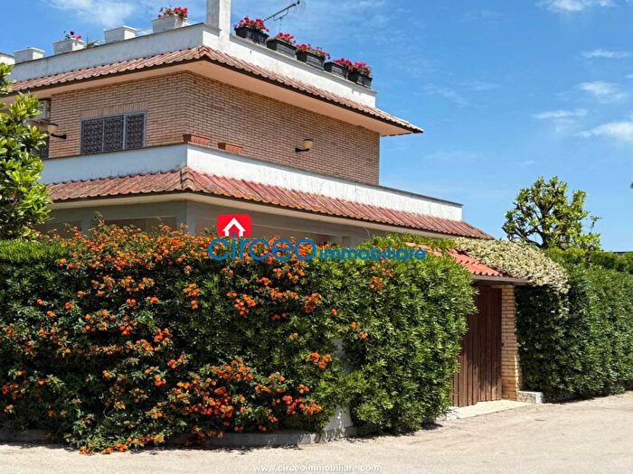 Casa con 5 locali in affitto in Via Mediana Vecchia, Centro, San Felice Circeo