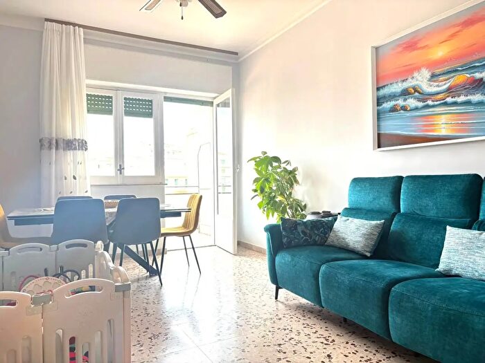 Appartamento trilocale in affitto in Catania