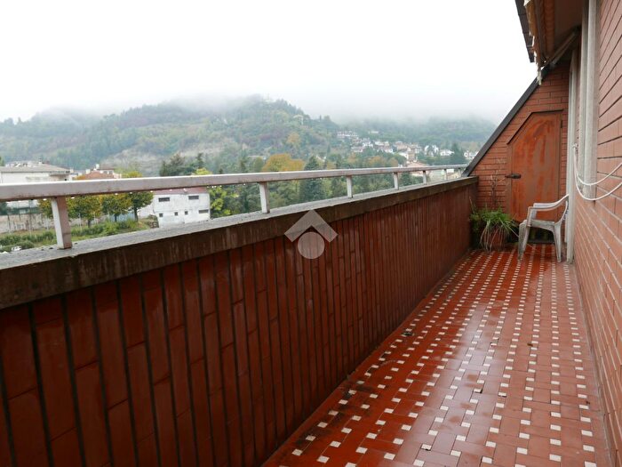 Appartamento con 5 locali in vendita in Via Don Giovanni Verità, Modigliana