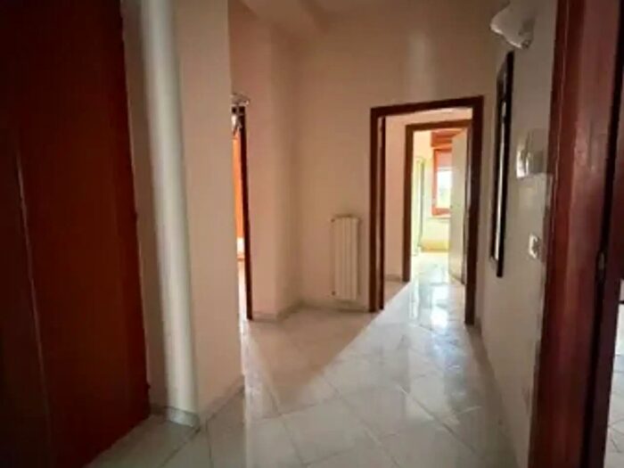 Appartamento con 5 locali in affitto in Via Via Nazionale Snc, Casamarciano