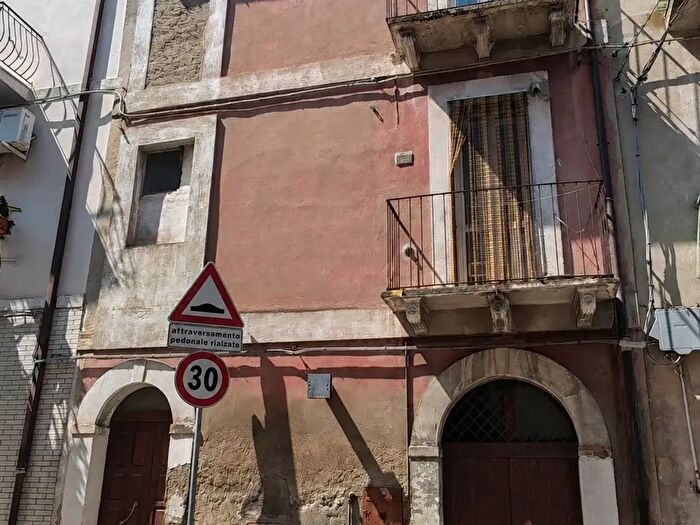 Casa trilocale in vendita in Orsogna