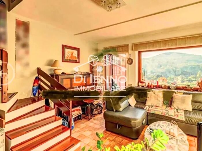 Appartamento trilocale in vendita in Sacrofano