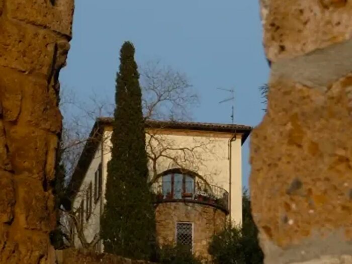 Casa con 11 locali in vendita in Orvieto
