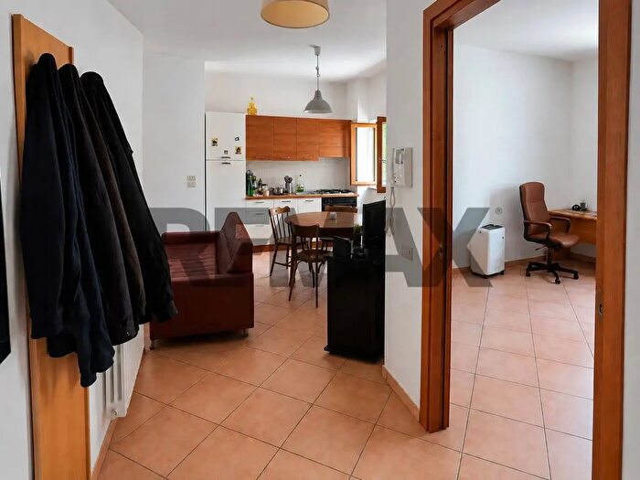 Appartamento trilocale in vendita in Via Isolella Snc, Fisciano