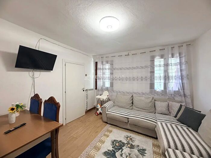 Casa trilocale in vendita in Via Friuli, Padova