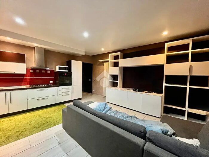 Appartamento trilocale in vendita in Via della Doccia, San Leo