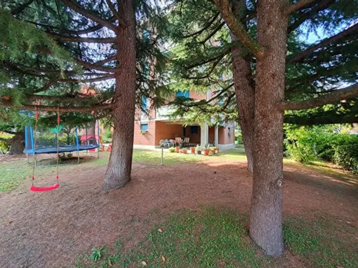 Appartamento con 6 locali in vendita in Via Vescovada, Vignola