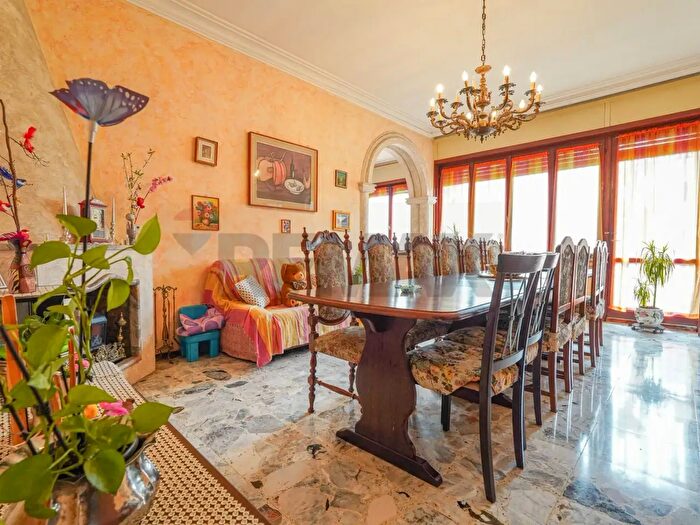 Casa con 5 locali in vendita in Viale Mazzini a, Dalmine