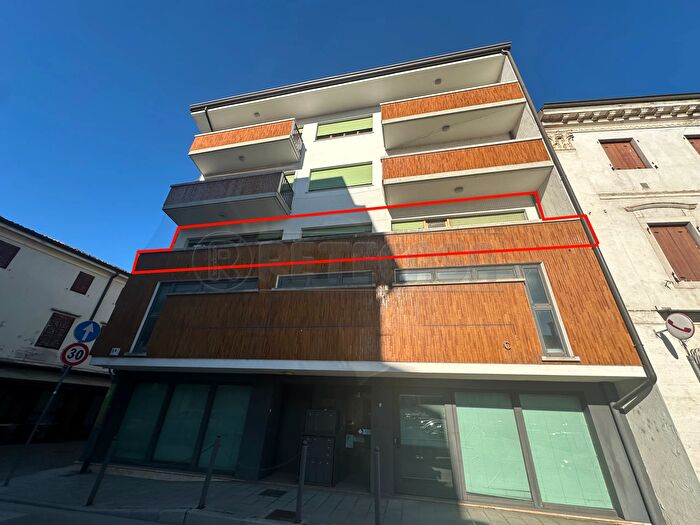 Appartamento con 5 locali in vendita in Via Camillo Benso Conte di Cavour, Cervignano Del Friuli