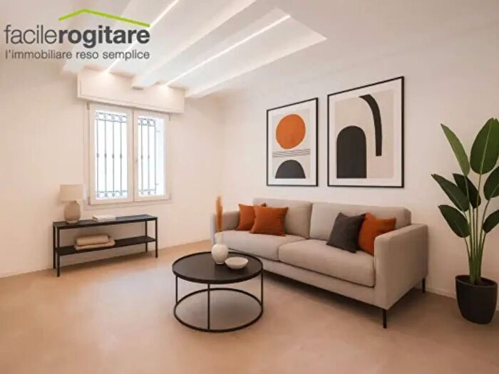 Casa con 6 locali in vendita in Via del Porto, Cattolica