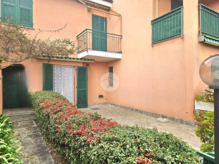 Appartamento bilocale in vendita in Via della Roggia, Diano Arentino