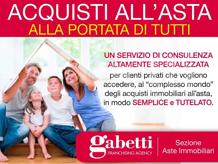 Appartamento quadrilocale in vendita in Via Adriano E Livio Gianni, Pinerolo