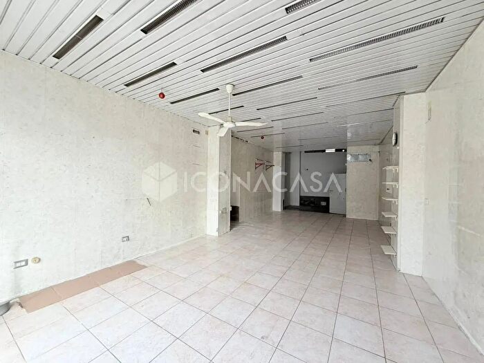 Casa monolocale in vendita in Viale Japigia, Bari