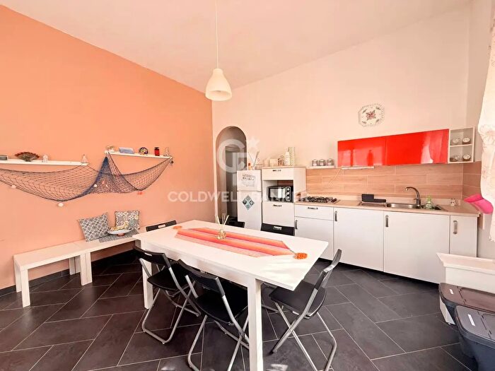 Casa quadrilocale in vendita in Viale della Pace, Scicli