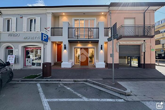 Casa quadrilocale in vendita in Via Roma, Morciano Di Romagna