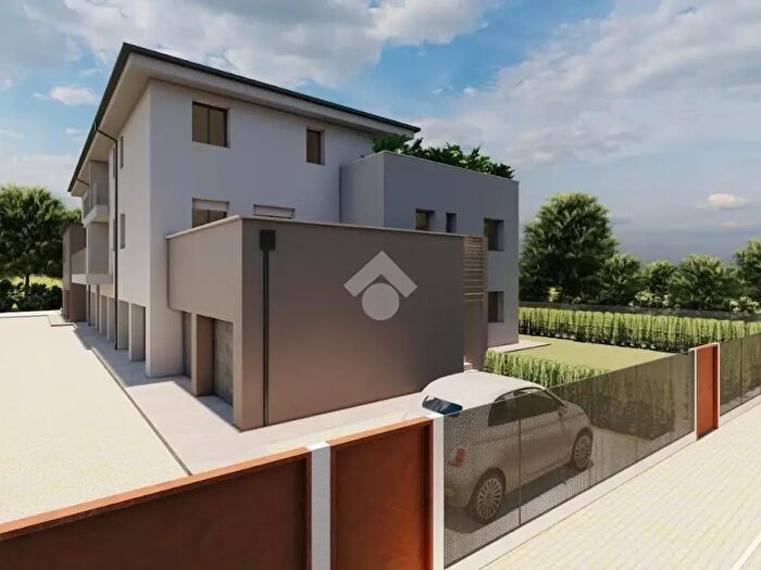 Appartamento con 5 locali in vendita in Via C Menotti, Castelfranco Emilia