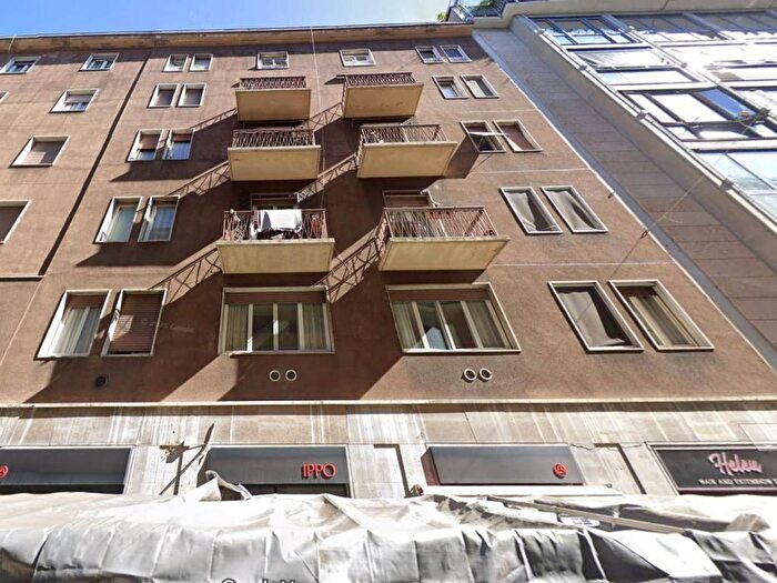 Appartamento monolocale in affitto in Via Panfilo Castaldi, Porta Venezia, Milano