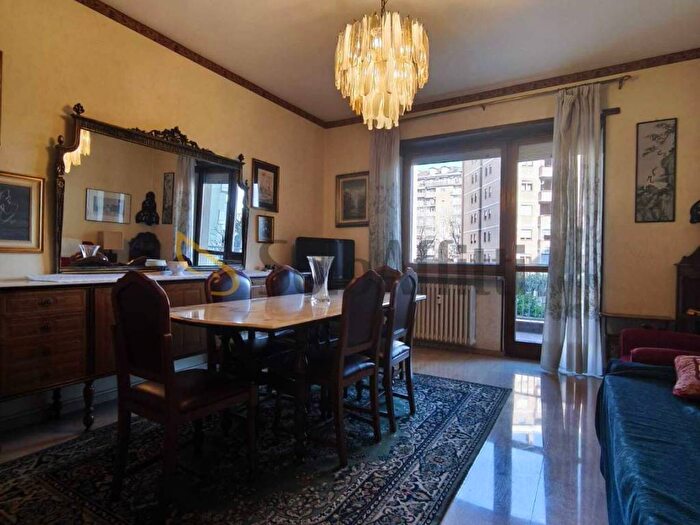 Appartamento trilocale in affitto in Via Enrico Dandolo, Mirafiori Nord, Torino