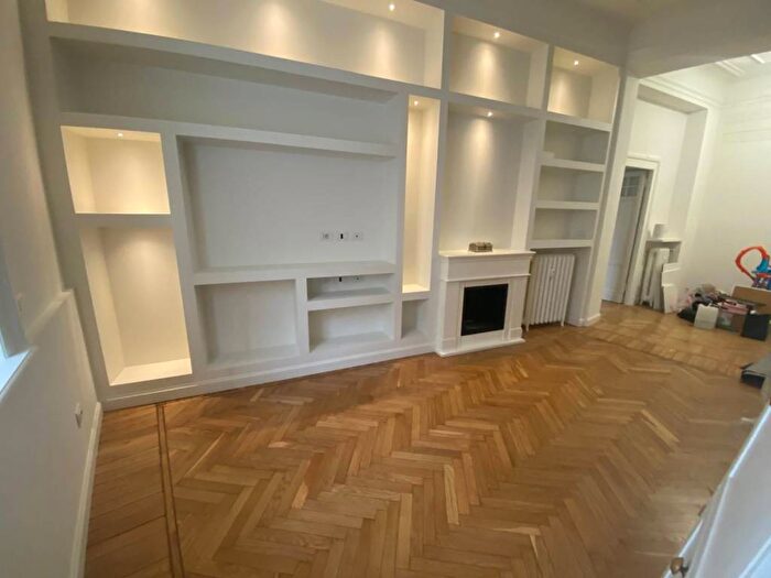 Appartamento trilocale in affitto in Via Andrea Massena, Sempione, Milano