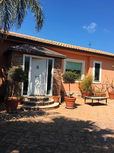 Casa con 5 locali in vendita in Via Piani, Trabia