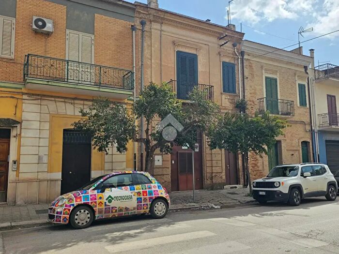 Appartamento trilocale in vendita in Via Luigi Rossi, Torremaggiore