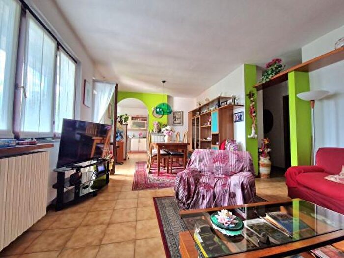 Appartamento trilocale in vendita in Via Bruno Rutto, Omegna