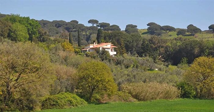 Casa con 7 locali in vendita in Rosignano Marittimo