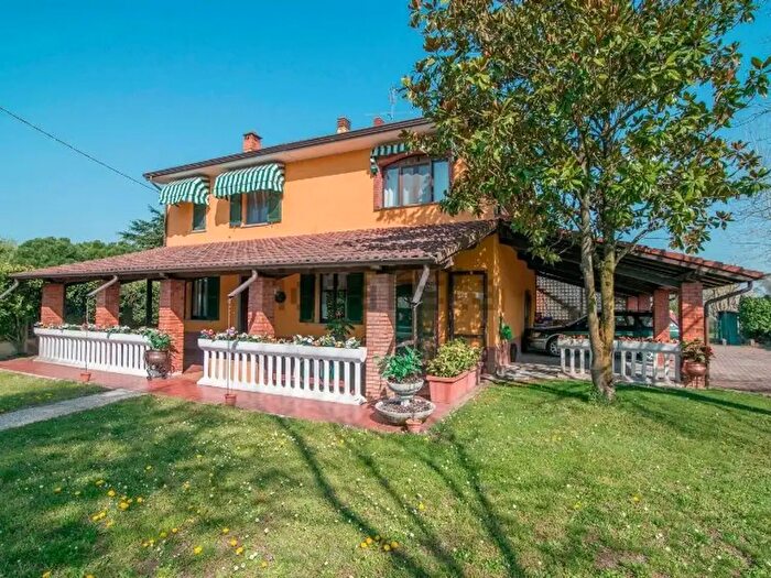 Casa con 5 locali in vendita in Canova, Verrua Po