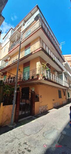 Appartamento trilocale in vendita in Viale Gazzi, Messina