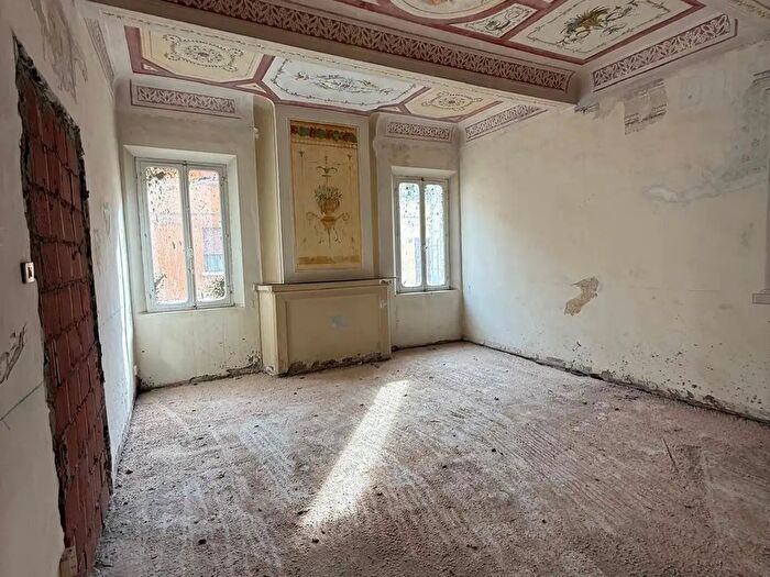 Appartamento trilocale in vendita in Via Palestro, Ferrara