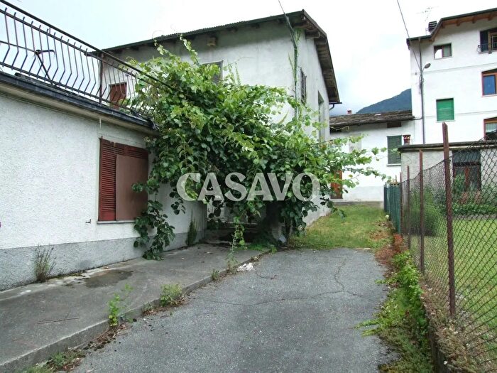 Case in Vendita e in Affitto - 2