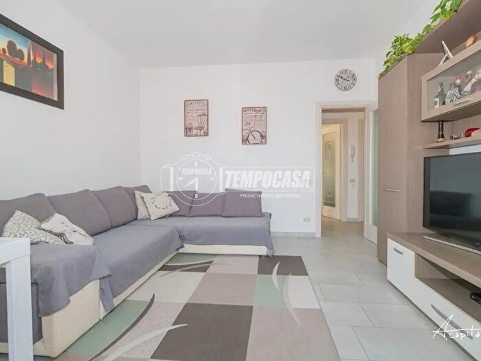 Appartamento quadrilocale in vendita in Via Fratelli Cairoli, Rovigo