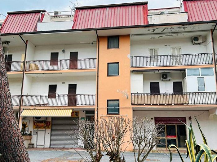 Appartamento bilocale in affitto in Via Aldo Moro, Nocera Scalo, Nocera Terinese