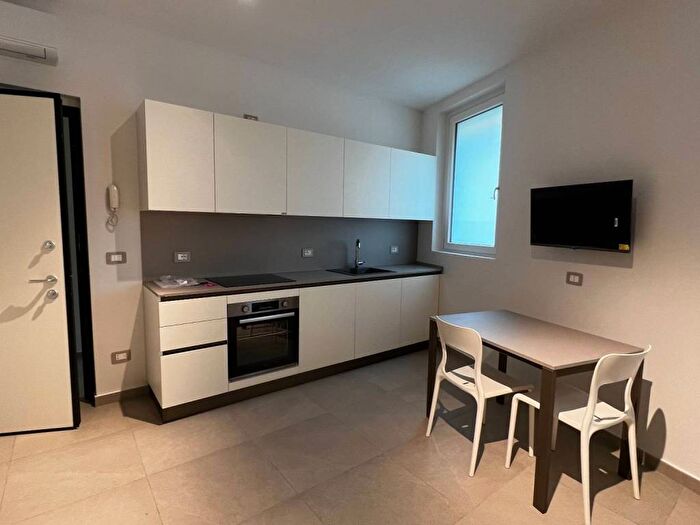 Appartamento monolocale in affitto in Via Dulcia, Centro, Cremona