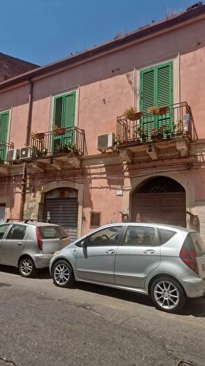 Casa trilocale in vendita in Consolare Valeria, Messina