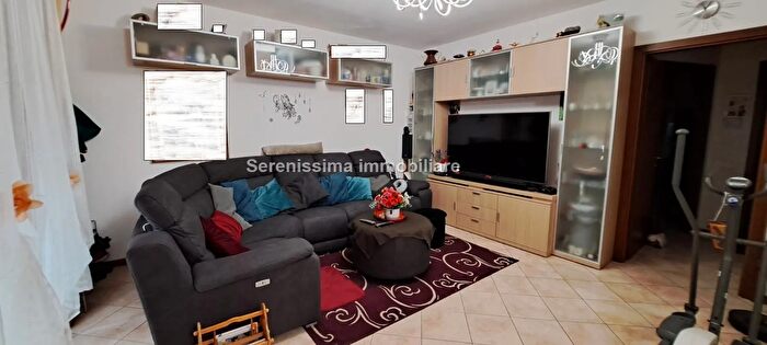 Appartamento quadrilocale in vendita in Montecalvo In Foglia