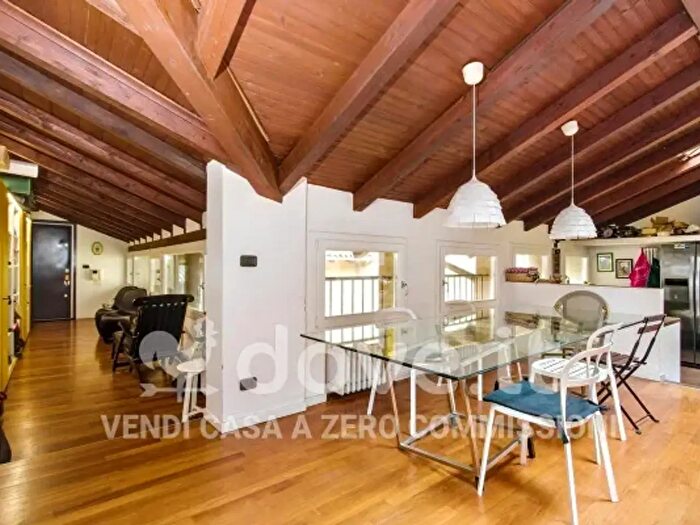 Casa quadrilocale in vendita in Via del Borgo di San Pietro, Bologna