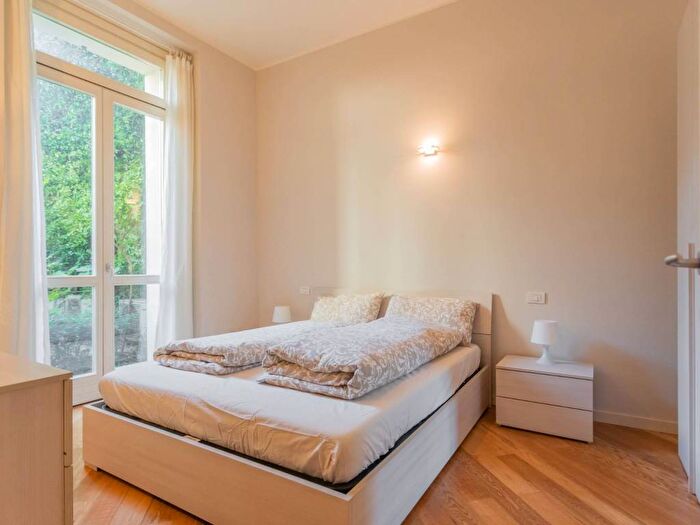 Appartamento bilocale in affitto in Via Giosuè Carducci, Centro Storico, Como