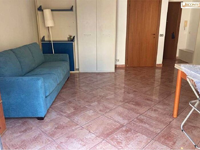 Appartamento monolocale in affitto in Via Natale Battaglia, Pasteur, Milano