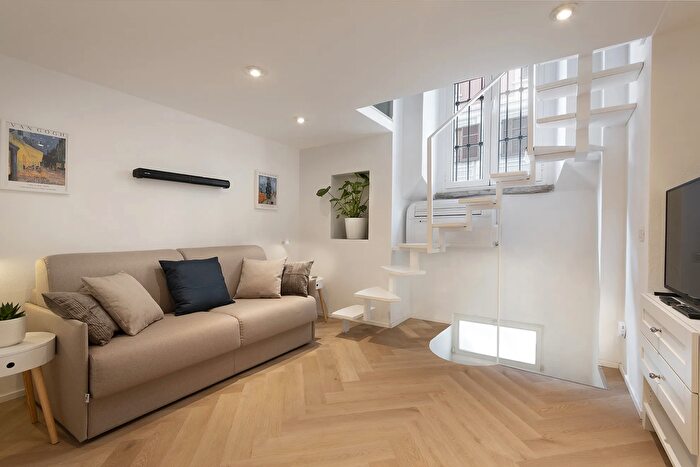 Appartamento trilocale in vendita in Via Gaudenzio Ferrari, Milano