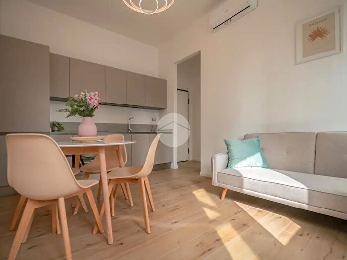 Appartamento bilocale in vendita in Via Marazzani, Milano
