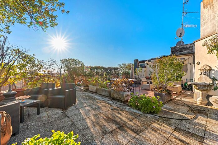 Appartamento quadrilocale in vendita in Via Sansovino, Milano