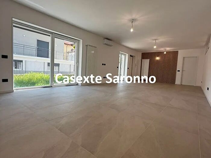 Casa trilocale in vendita in Via Roma, Cardano Al Campo