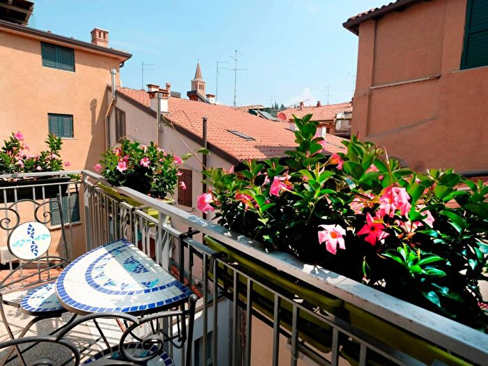 Appartamento quadrilocale in affitto in Centro Storico, Verona