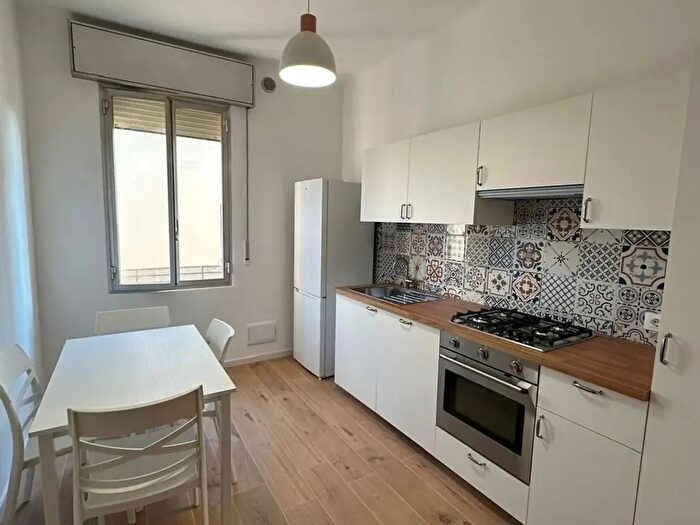 Appartamento trilocale in affitto in Via Manfredi, Bologna