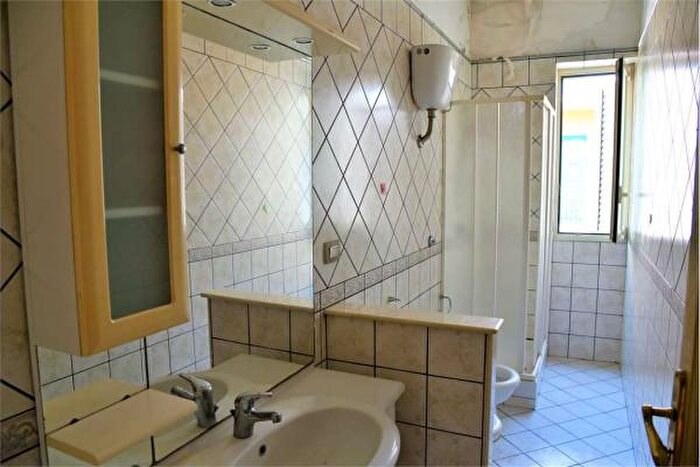 Appartamento con 6 locali in vendita in Via, Porto Empedocle